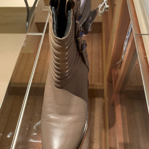 Seven for All ManKind Booties - Picture 5 of 5